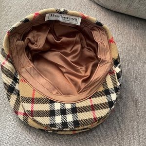 Men's Burberry beret